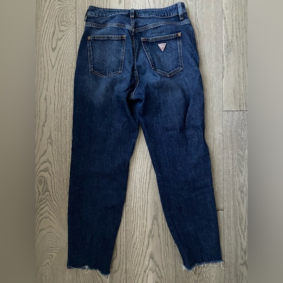 Guess Mom Jean - Picture 4 of 4